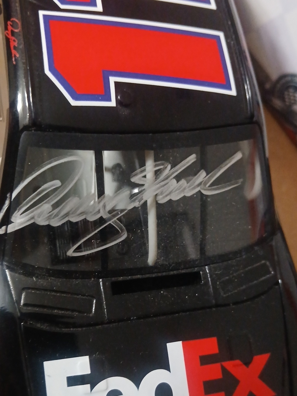 Denny Hamlin 1/24 Nascar Die-Cast Car - Picture 4 of 6